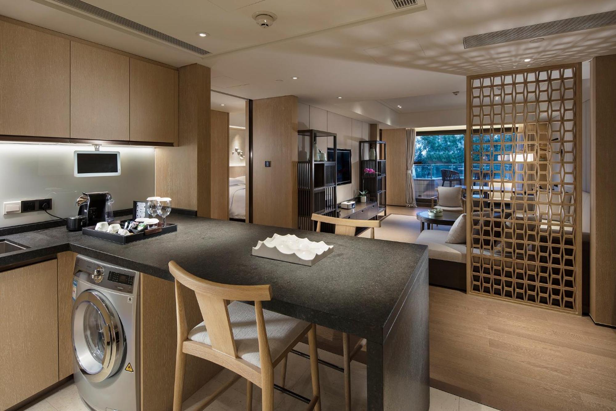 Hilton Shenzhen Shekou Nanhai Exteriör bild